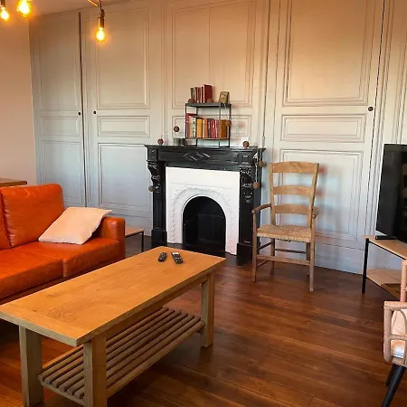 La Grisolle De 4 A 14 Personnes בית נופש