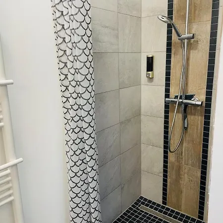 La Grisolle De 4 A 14 Personnes בית נופש Landouzy-la-Cour