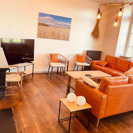 Vakantiehuis La Grisolle De 4 A 14 Personnes *